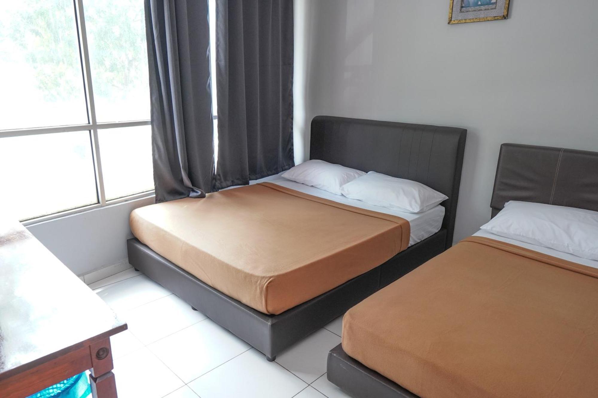 Hotel Sixty Nine Johor Bahru Extérieur photo